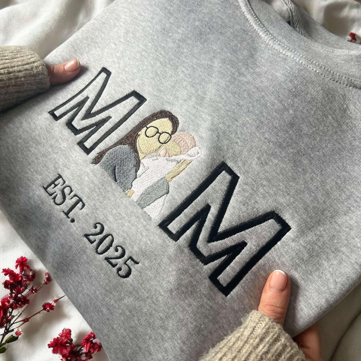 HeartStitch — Mom Personalized Embroidery Apparel 💖
