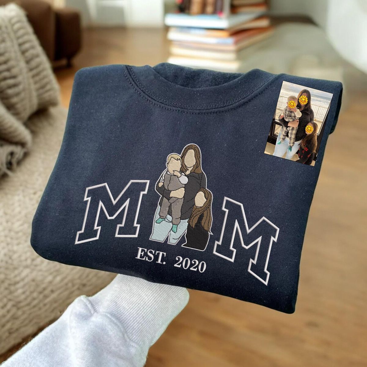 HeartStitch — Mom Personalized Embroidery Apparel 💖